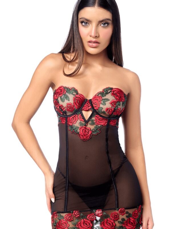 Babydoll à armatures brodé de roses, dos lacé – Mapalé