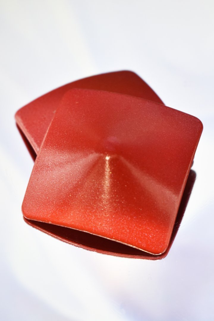 Cache-mamelons sexy carrés en métal rouge