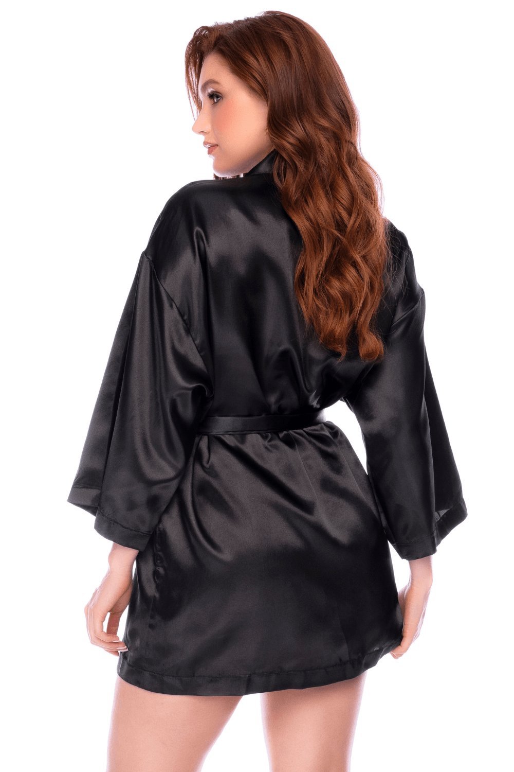 Peignoir court satiné noir à ceinture – Mapalé