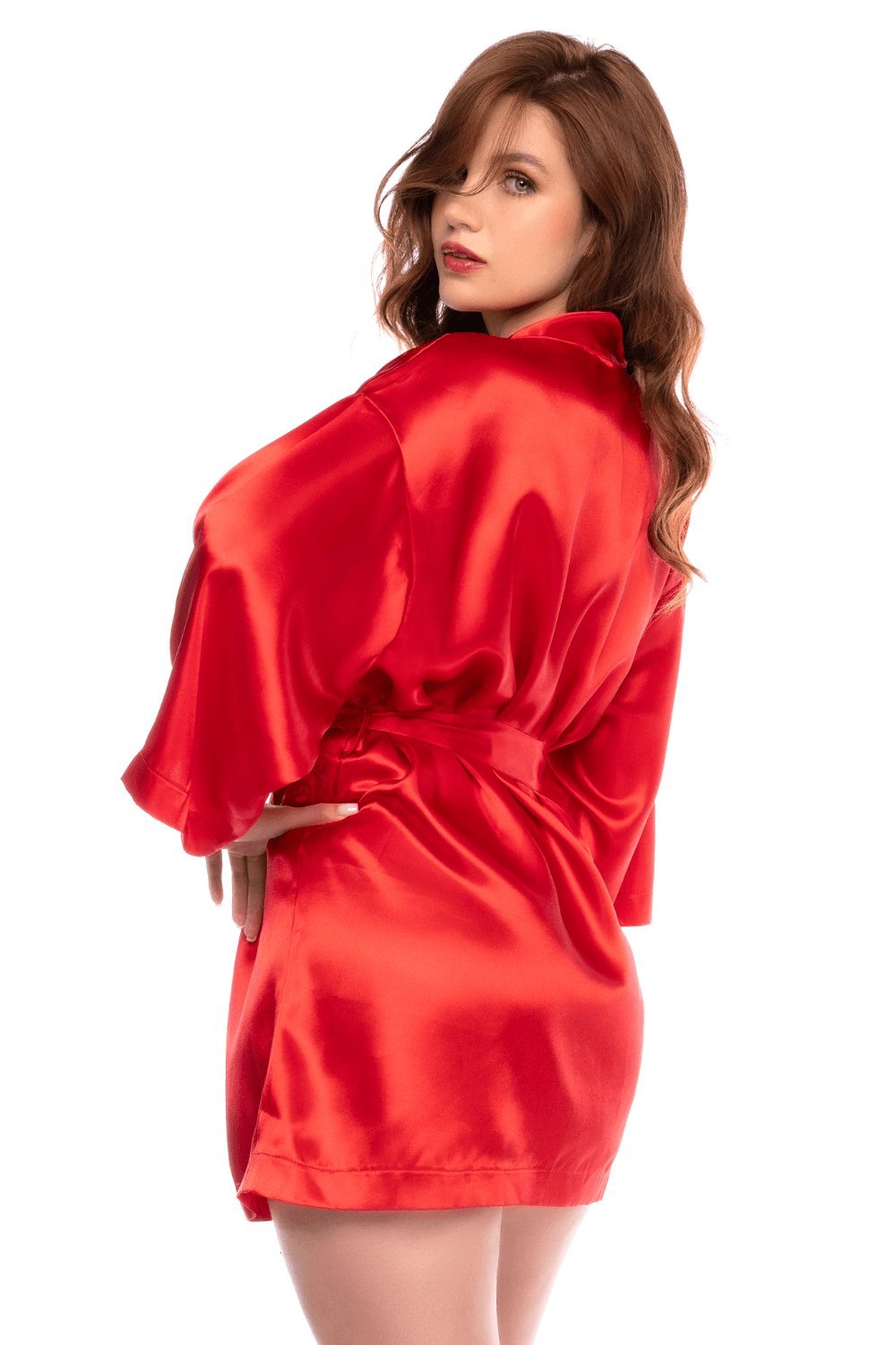 Peignoir court satiné rouge à ceinture – Mapalé