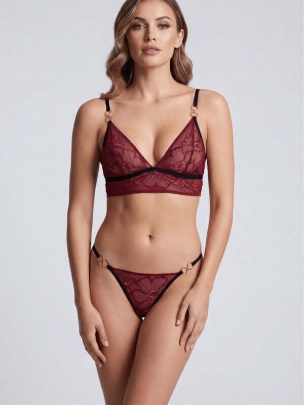 String dentelle bordeaux, anneaux dorés – Be Lily
